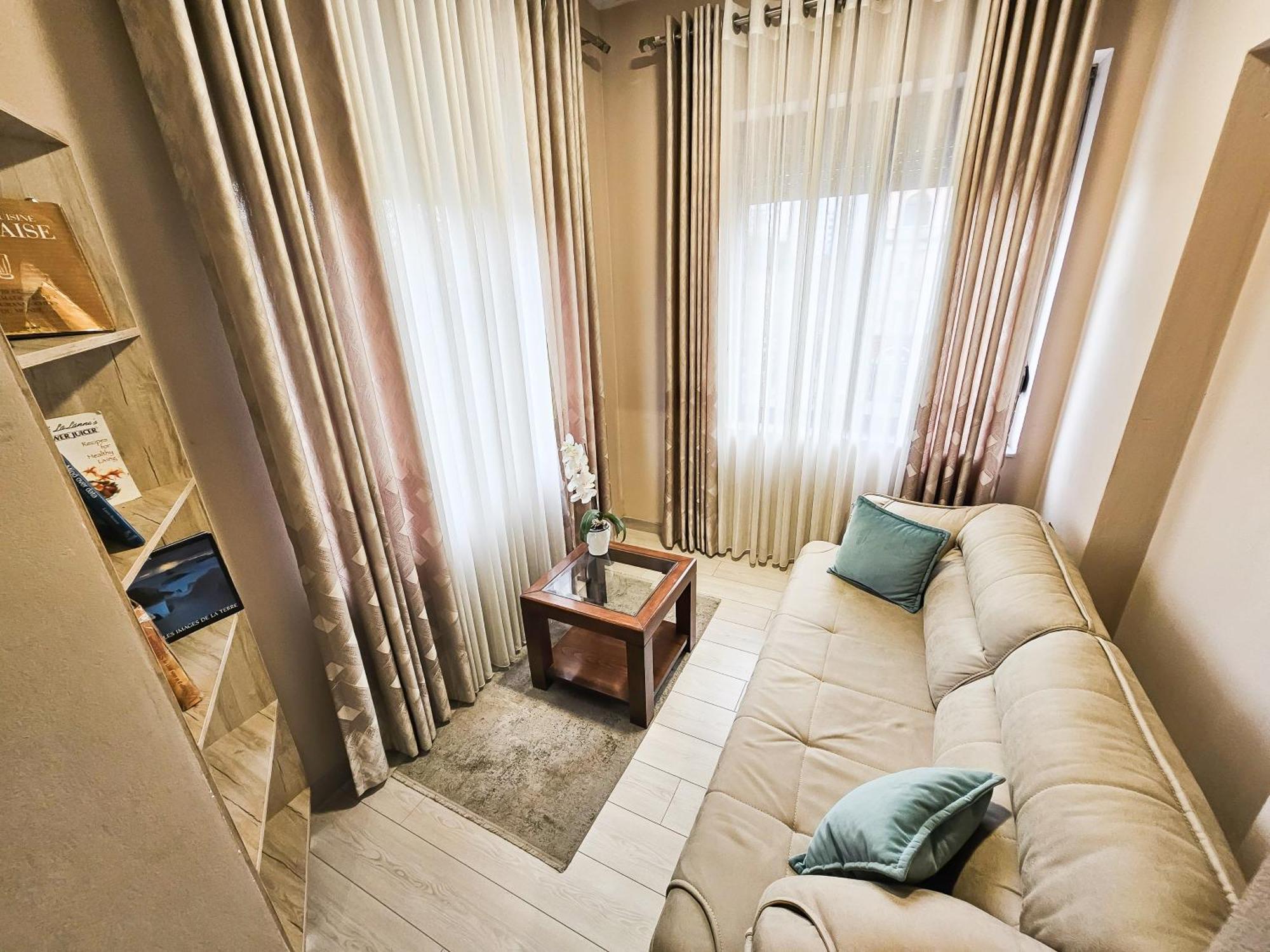 Sunflower Junior Suite Tirana Exteriér fotografie